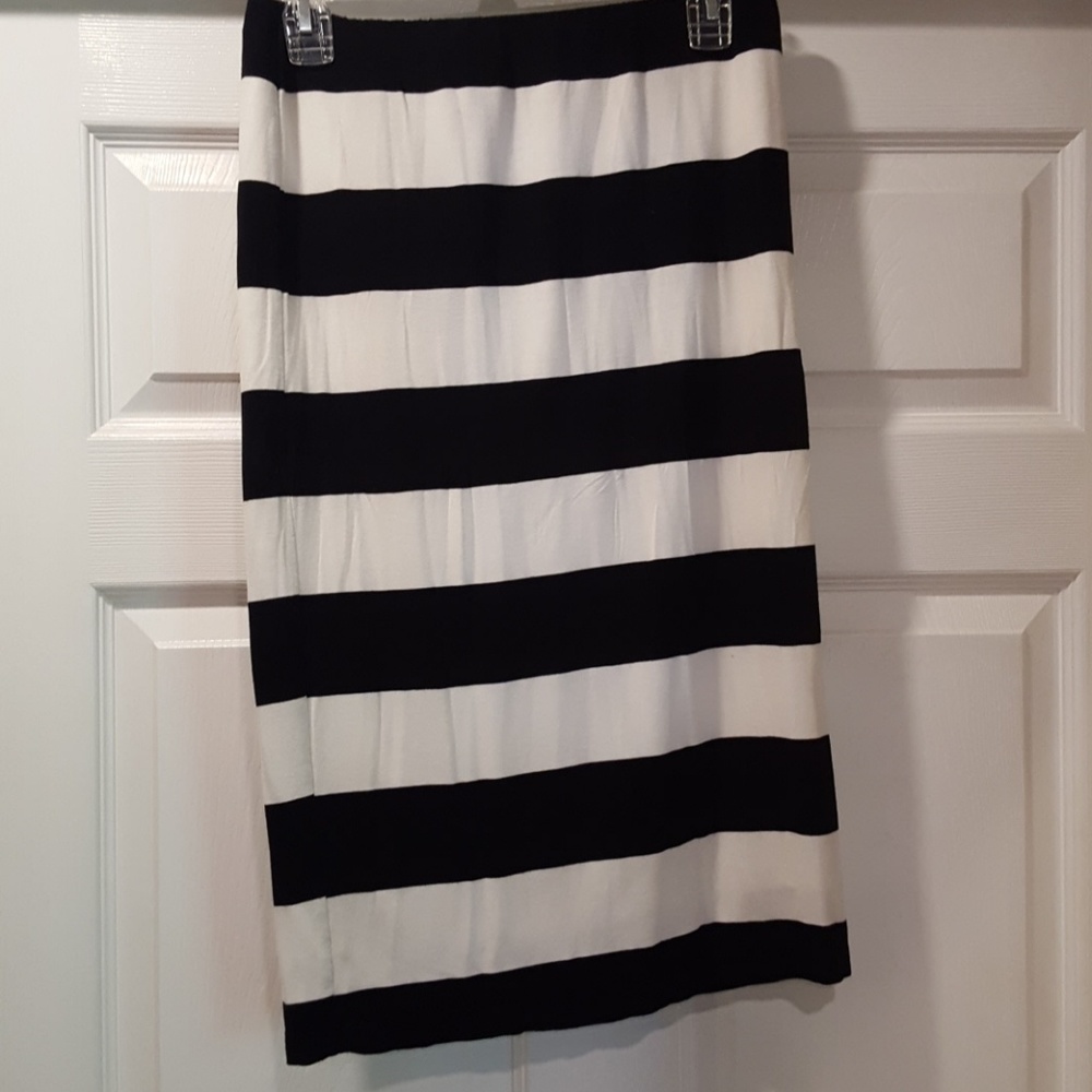 Midi skirt